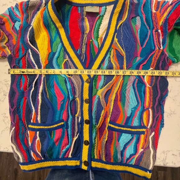 Coogi Sweater - Picture 6 of 8